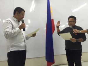 New National Youth Commission chairperson Aiza Seguerra takes oath before NYC Assistant Secretary Earl Saavedra PHOTOS COURTESY OF NYC