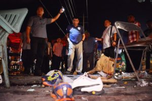 LAWLESSNESS President Rodrigo Duterte inspects the site of Friday night’s blast in Davao City early on Saturday. MALACAÑANG PHOTO