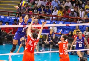 Jaja Santiago of Foton Pilipinas hits the ball through the wall of defense of China’s Yunlu Wang and Yan Wang in the 2016 AVC Asian Women’s Club Championship at the Alonte Sports Arena on Friday.  CONTRIBUTED PHOTO 