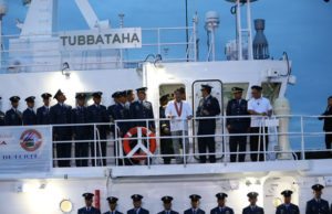 STEERING A NEW COURSE President Rodrigo Duterte leads the commissioning of BRP Tubbataha during the 115th anniversary of the Philippine Coast Guard in Manila on Wednesday. PHOTO BY RENE H. DILAN 