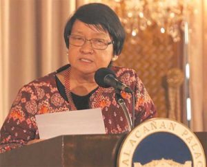 ??DSWD Sec. Judy Taguiwalo promises to continue studying 4Ps program.