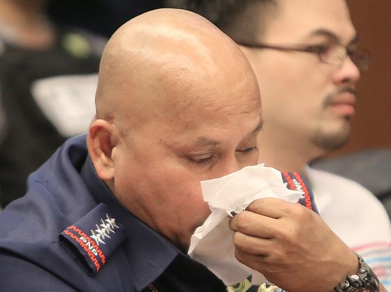 EMOTIONAL Philippine National Police Chief Ronald “Bato” de la Rosa turns emotional in a Senate inquiry on Wednesday in which drug kingpin Rolando “Kerwin” Espinosa Jr. claimed to have bribed police officials in Eastern Visayas. PHOTO BY 