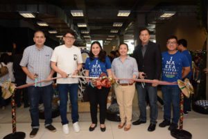 (From left) Makati Business Club executive director Peter Perfecto, Presidential Adviser for Entrepreneurship Joey Concepcion, MIIS founding directress Joy Abaquin, Ortigas Malls marketing manager Monique Castañeda, Ortigas & Co. property management head Ramon Sumulong and MIIS Parent School Partnership president Joel Aguada