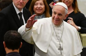 Pope blasts fake news, scandal-seeking media