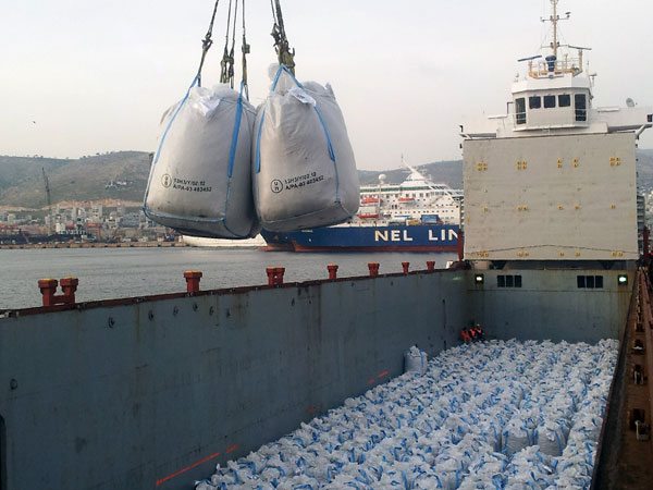 SLOW RECOVERY Maritime consultants Drewry estimate the dry cargo shipping segment—excluding container shipping—will grow at a moderate pace of about two percent per year through 2020. PHOTO: HOLLAND HELLENIC CHARTERS