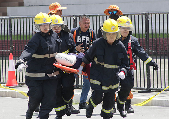 FEMALE FIREFIGHTERS | The Manila Times