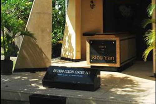 Rico Yan (March 14, 1975 – March 29, 2002; photo by Manila Memorial on Find a Grave)
Manila Memorial Park, Sucat, Paranaque