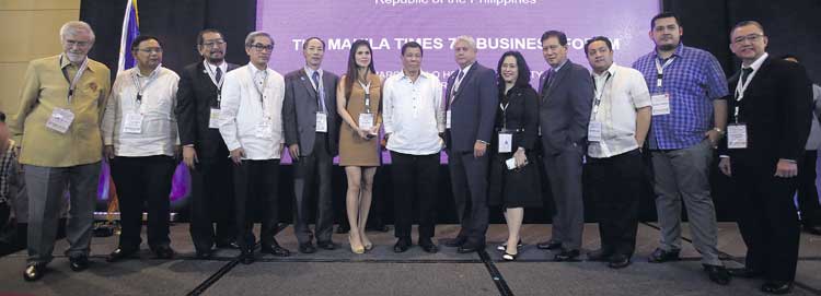 The Times’ President Dante Ang 2nd with guests from the Philippine Chamber of Commerce and other guests.