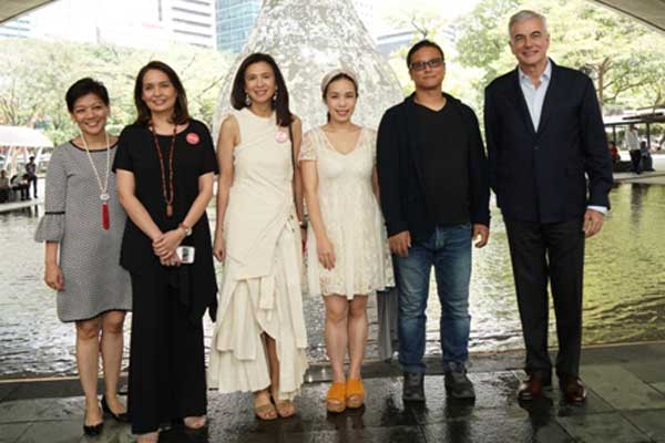 Ayala Land SVP Me-Ann Dy, Art Fair’s Lisa Periquet, Trickie Lopa, Mind Set Art Center Director Queena Chu, Shinji Ohmaki and Ayala Land Chairman Fernando Zobel de Ayala.