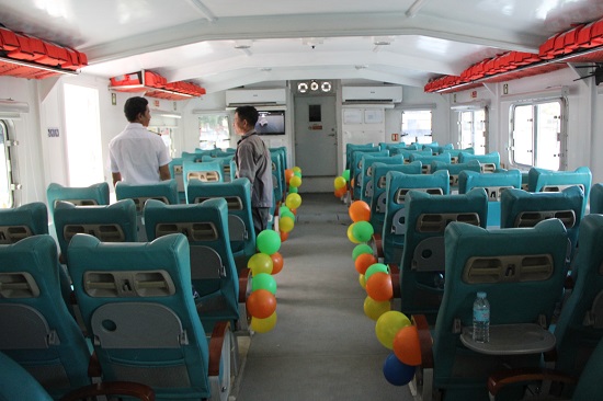 
Transportation Secretary Arthur Tugade leads the launch of the Cavite-Manila ferry service on Sunday, December 8, 2019. The government will give free rides for a month. PHOTOS BY ENRIQUE AGCAOILI 

