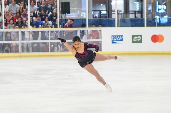 Alisson Krystle Perticheto bags a silver medal in figure skating on Sunday, December 1, 2019. PHOTO BY JOHN ORVEN VERDOTE