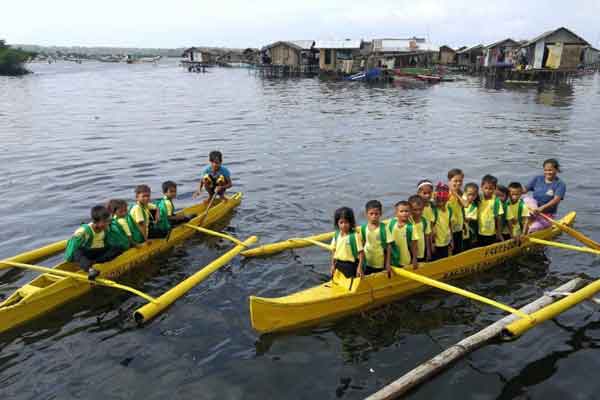 The Boat’s name says it all — Bagong Pag-asa or New Hope for the children as they go to school.