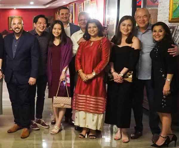 US Homeland Chief Ricky Navalta, Gerard Ho and fiancé Rose, Norwegian Ambassador Bjorn Jahnsen, Indian Ambassador Jaideep Mazumdar and wife Parvati, Grace and Felix Ang and Sandra Jahnsen