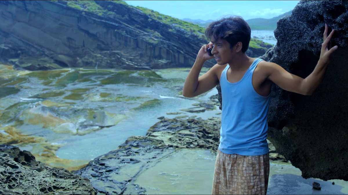 Christian Bables in “Signal Rock” by Chito S. Roño of Pista ng Pelikulang Pilipino 2018, the Philippine official entry to the Oscars in 2018.