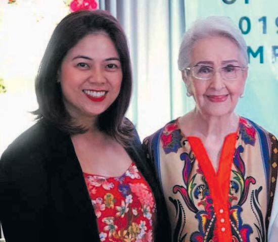 The columnist with ‘Ilaw ng Industriya’ awardee, Gloria Romero